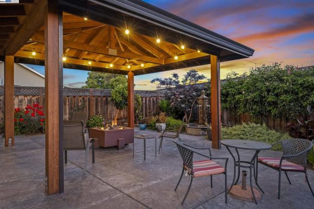 5706 Willkie Pl, Fremont CA: https://media.crmls.org/mediaz/f27c79b3-8bf0-46a1-9902-2b2af1880562.jpg
