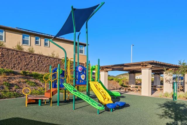 Image 42 of 47 For 922 Lindbergh Drive