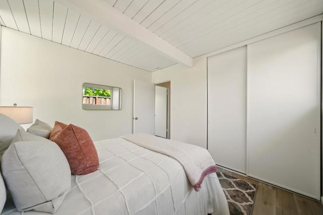 200 Loon Court, Foster City CA: https://media.crmls.org/mediaz/f27d9284-b011-4c71-acbd-0a285d4b4a5d.jpg