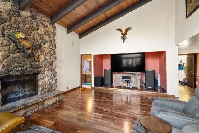 44500 Parkmeadow Drive, Fremont CA: https://media.crmls.org/mediaz/f27d97f0-ec78-4dce-b2a5-59a10275a662.jpg