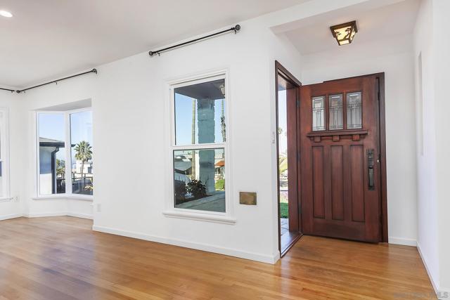 4445 Coronado Ave, San Diego CA: https://media.crmls.org/mediaz/f27ef263-8927-4b84-a927-e0f9a5195081.jpg