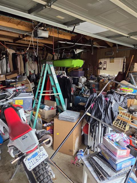 1361 California Street, Imperial Beach CA: https://media.crmls.org/mediaz/f27f4680-b6e7-4a10-9672-7130e98f42eb.jpg