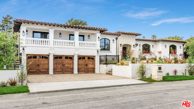 6888 Alta Vista Drive, Rancho Palos Verdes CA: https://media.crmls.org/mediaz/f27f730c-ebcd-4745-8db0-ed388dd1a44f.jpg