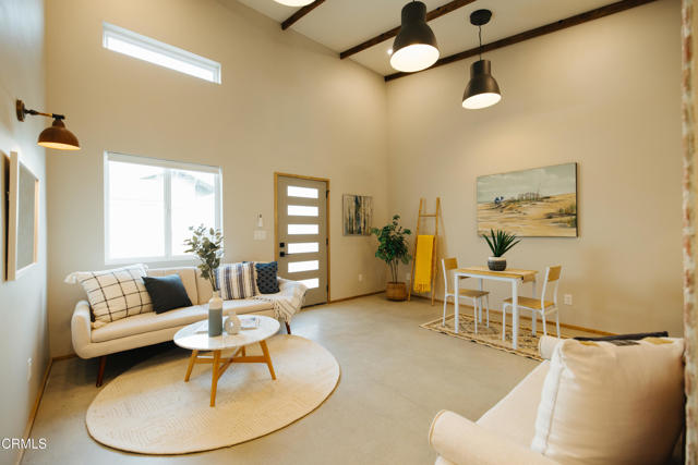 Front Image Thumbnail for CRV1-33331