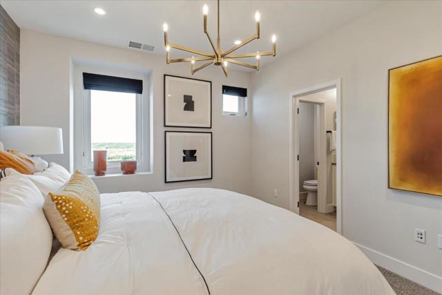 2870 Josephine Lane, Palo Alto CA: https://media.crmls.org/mediaz/f28265d5-79fb-4d96-afb8-5a75cef5906f.jpg