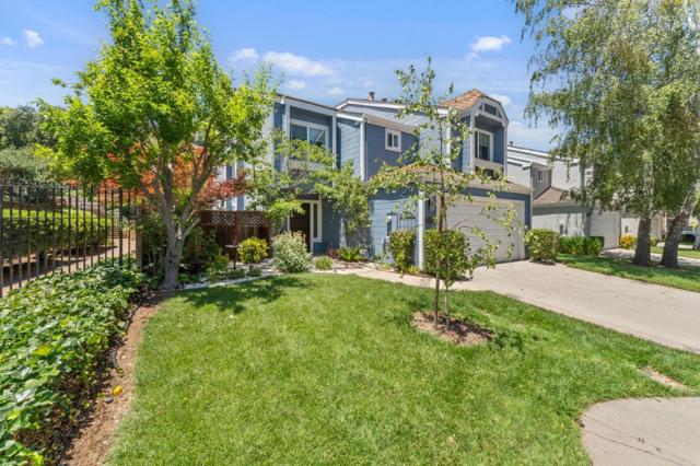 960 Oak Park Drive, Morgan Hill CA: https://media.crmls.org/mediaz/f282d8c6-d4b5-4a0f-bdd4-1229c8a55e61.jpg