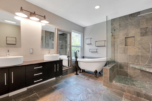 5503 Verona Ct  -  HsHProd-33