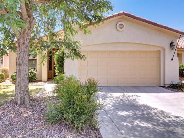 80311 Avenida Santa Belinda, Indio CA: https://media.crmls.org/mediaz/f28373e5-9e4d-455b-a637-6bb8ae6bcef1.jpg