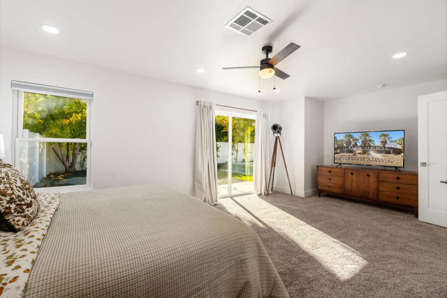 1125 E Sunny Dunes Road, Palm Springs CA: https://media.crmls.org/mediaz/f2837702-c4cf-48e8-a5ec-df9b78af7347.jpg
