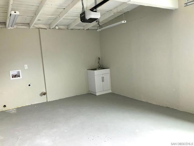 5358 conrad ave, San Diego CA: https://media.crmls.org/mediaz/f2844032-3501-4c9a-9df2-283be12f5720.jpg