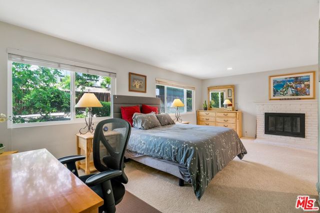 8389 Sedan Avenue, West Hills CA: https://media.crmls.org/mediaz/f2848d36-e6fc-4452-b612-90de2c3270da.jpg