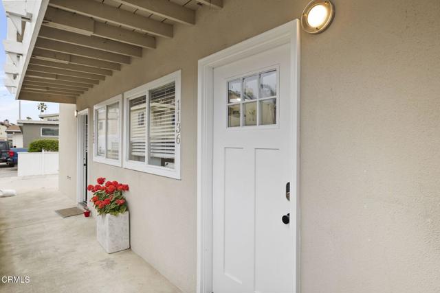 1132 1142 Pittsfield Lane, Ventura CA: https://media.crmls.org/mediaz/f285b625-4e73-4973-8ae5-2e5428f4b603.jpg
