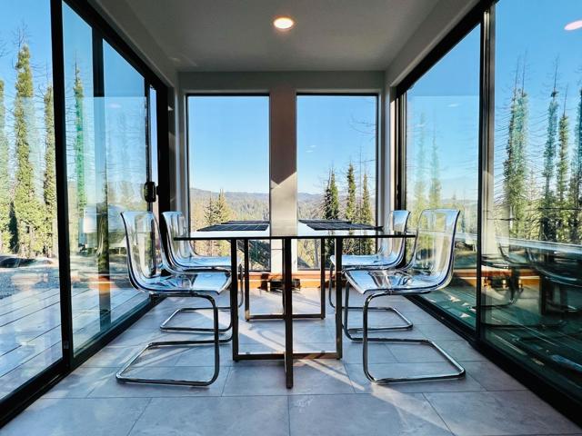 518 Container Way, Boulder Creek CA: https://media.crmls.org/mediaz/f285dd05-1049-4010-9a79-5fc015be761b.jpg