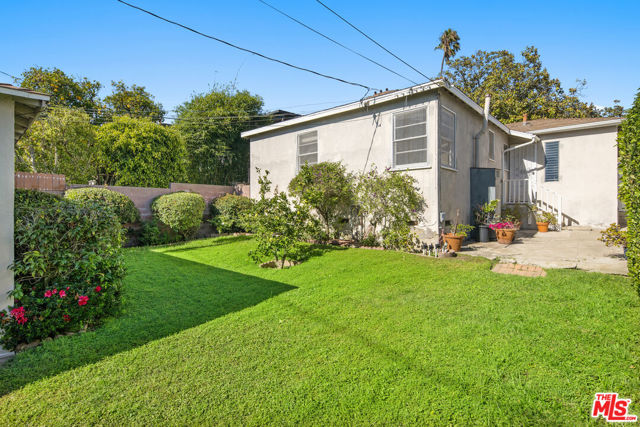 3471 Beethoven Street, Los Angeles CA: https://media.crmls.org/mediaz/f2860a51-3d29-4486-b04e-67a088ea0318.jpg