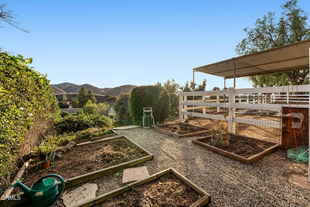 Detail Gallery Image 23 of 30 For 1894 Rambling Rd, Simi Valley,  CA 93065 - 4 Beds | 3 Baths