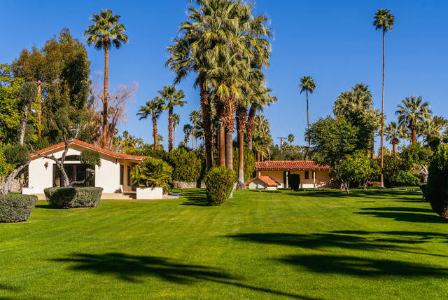 457 W Hermosa Place, Palm Springs, CA 92262