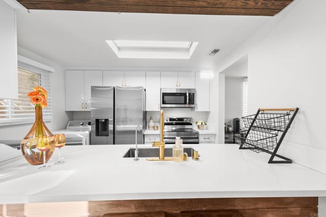 Detail Gallery Image 28 of 39 For 9543 Cottonwood Ave a,  Santee,  CA 92071 - 2 Beds | 1/1 Baths