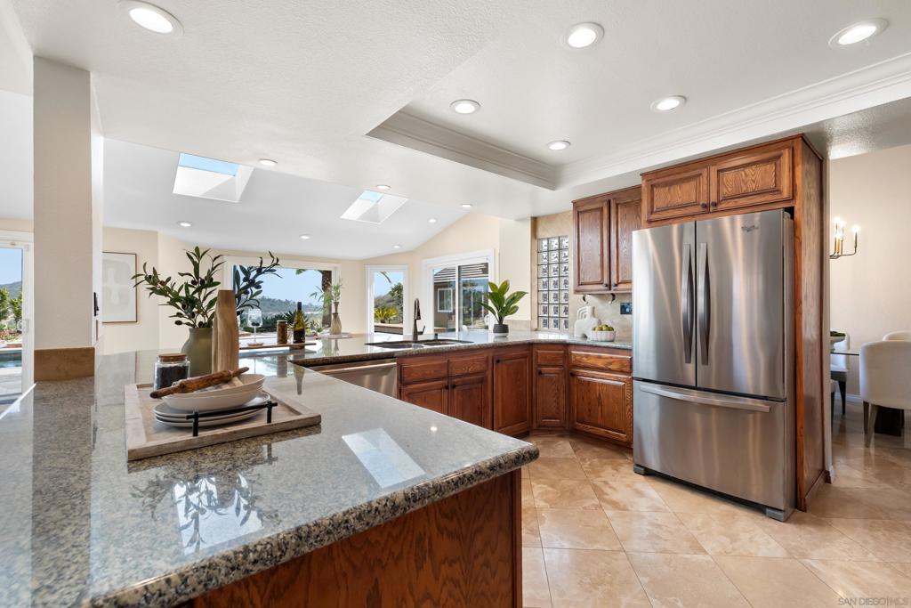 12759 Calle De Las Rosas - photo 9