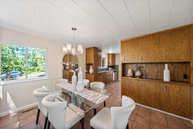 20243 Beatty Ridge Road, Los Gatos CA: https://media.crmls.org/mediaz/f2874b5c-8721-49be-bcb7-0f951f1e31a5.jpg