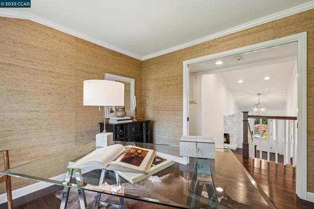1023 Ameno Court, Lafayette CA: https://media.crmls.org/mediaz/f2875798-3e21-4be5-94f7-f8492bd4f051.jpg