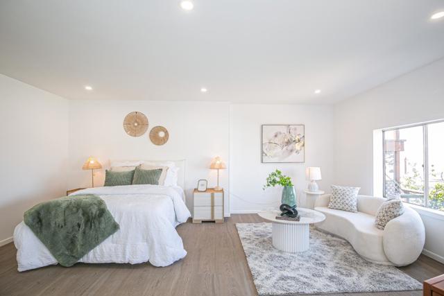 224 Shields Street, San Francisco CA: https://media.crmls.org/mediaz/f2876d9c-1489-4737-bca6-797c4eefee01.jpg