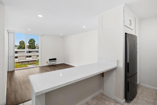 3050 Rue Dorleans, San Diego CA: https://media.crmls.org/mediaz/f287a5f7-d236-42e0-9202-deb89a29d604.jpg