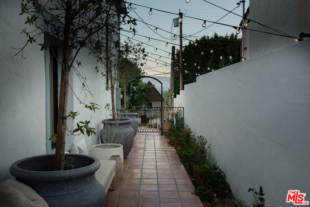 MLS #26844925 image #34