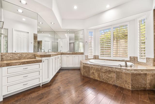 19 Sherwood Road, Rancho Mirage, CA 92270