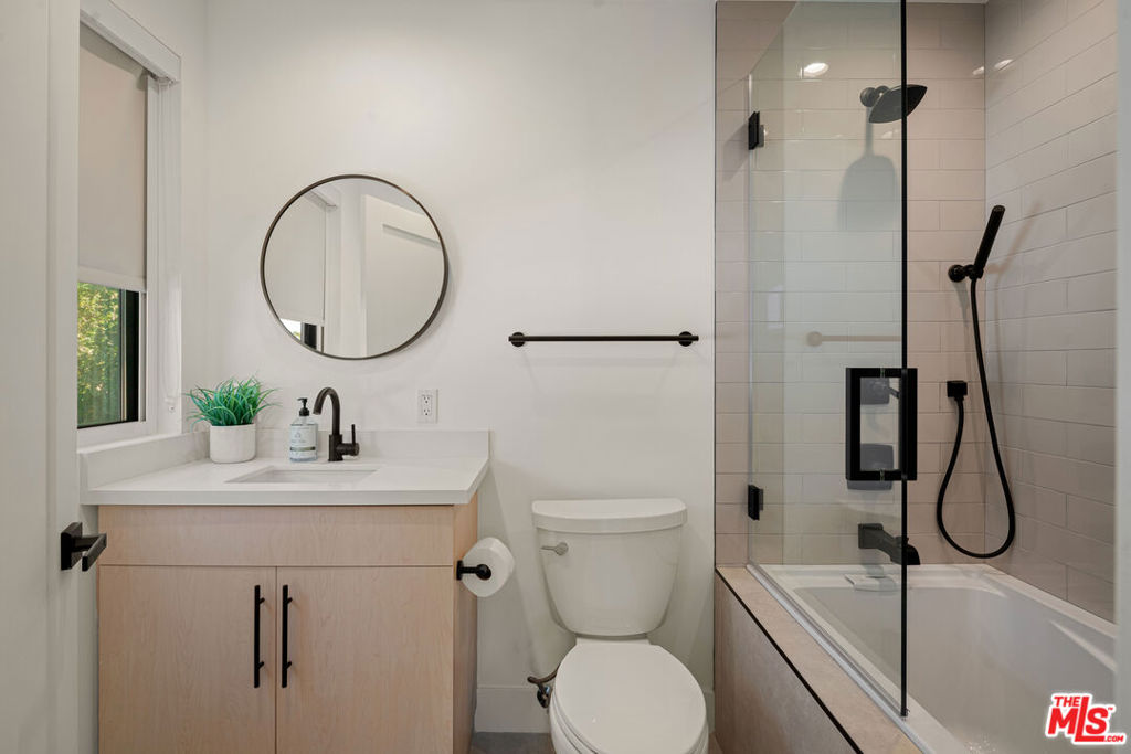 MLS #26857397 image #20
