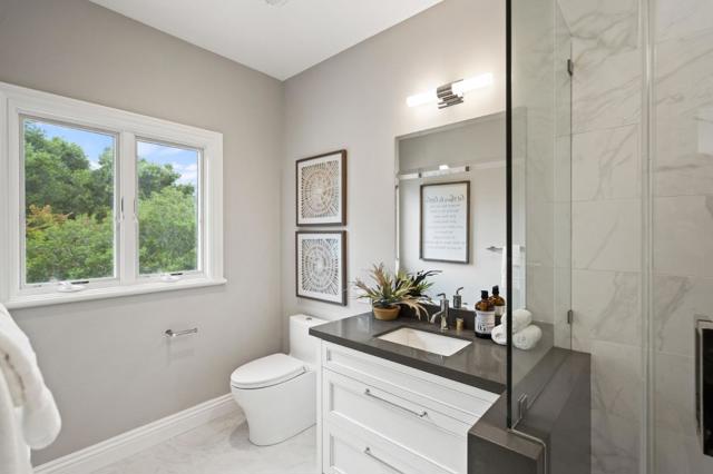 1535 Lakeview Drive, Hillsborough CA: https://media.crmls.org/mediaz/f28ab9e1-010d-4067-aa42-f447dd8b77ef.jpg