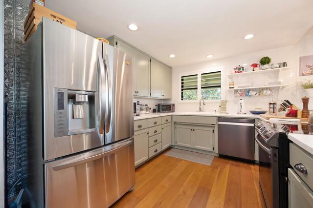 2640 Gayle Lane, Auburn CA: https://media.crmls.org/mediaz/f28aec70-d5a4-4d82-a7b4-e8798f1c23a2.jpg