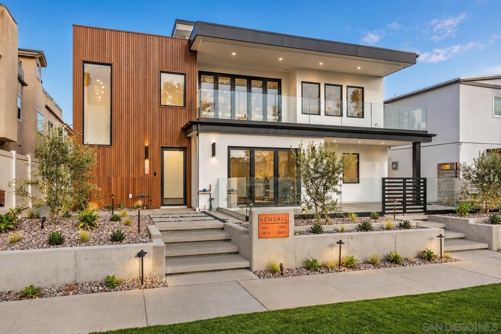Multifamily at 3857 Kendall Street