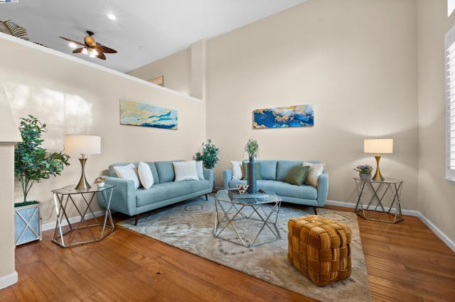 2165 Watermill Rd, San Ramon CA: https://media.crmls.org/mediaz/f28c8ac4-24c1-44e5-bed0-2f3156fc2567.jpg