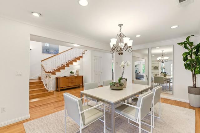 41 Regent Place, Palo Alto CA: https://media.crmls.org/mediaz/f28d24c0-7402-4069-9643-4107dc527331.jpg