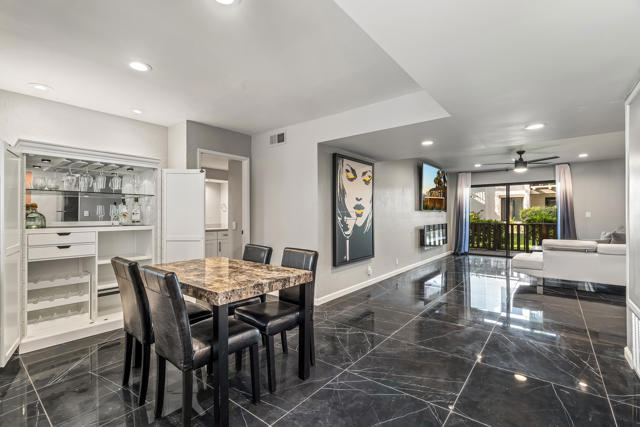 1050 E Ramon Road, Palm Springs CA: https://media.crmls.org/mediaz/f28d2978-e9a0-4479-ba1e-fe6e98d1907b.jpg