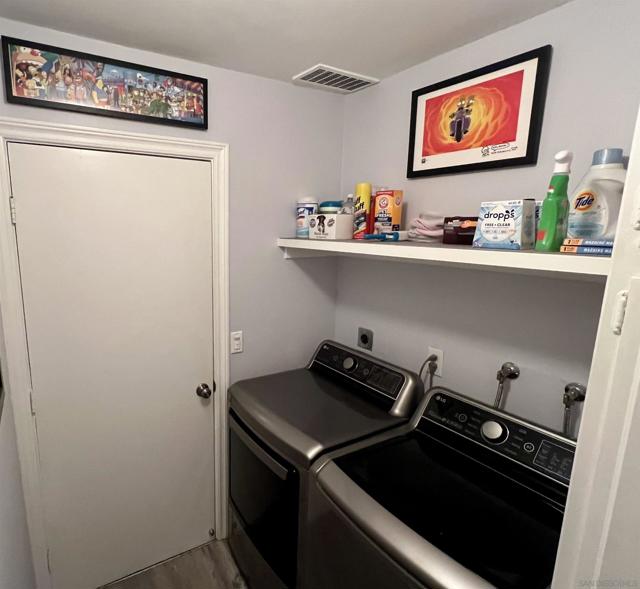 7919 Forrestal Rd, San Diego CA: https://media.crmls.org/mediaz/f28d2e37-a42c-4f19-a499-845aa538f249.jpg