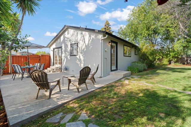 5494 Mary Jo Court, San Jose CA: https://media.crmls.org/mediaz/f28d5397-b5e9-41b7-8ad8-e3e216070f77.jpg
