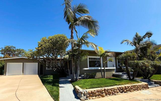 1830 Fort Stockton Drive, San Diego CA: https://media.crmls.org/mediaz/f28d54d2-7d8d-404a-8f81-aa6861d1ef1e.jpg