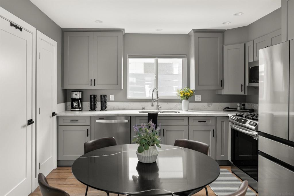 1020 Beryl Street - photo 8