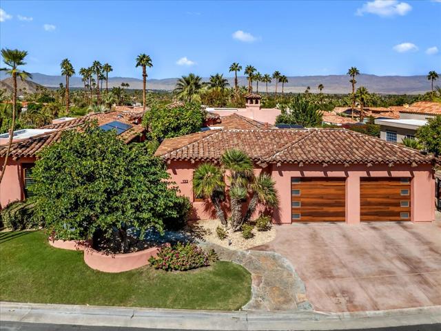132 Vista Monte, Palm Desert CA: https://media.crmls.org/mediaz/f28ec203-4c4a-484e-9b42-4305ec28ea4a.jpg
