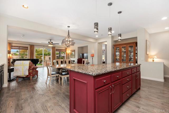 601 Carnation Court, San Marcos CA: https://media.crmls.org/mediaz/f28ee877-37a0-4e65-abf4-6f7172639bea.jpg