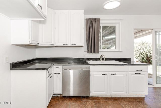 Detail Gallery Image 16 of 28 For 412 Blaine Ave, Fillmore,  CA 93015 - 2 Beds | 2 Baths