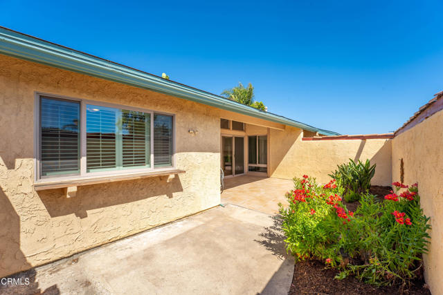 10215 Alexandria Street, Ventura CA: https://media.crmls.org/mediaz/f2900d9a-644b-4c06-b178-2dc4f550bf81.jpg