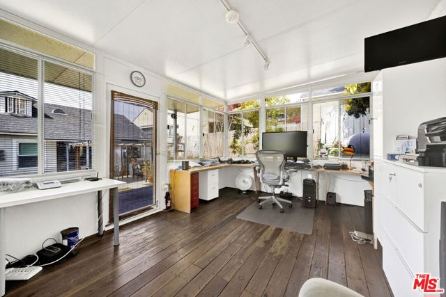 3456 Beethoven Street, Los Angeles CA: https://media.crmls.org/mediaz/f290521b-7b6d-43b0-9aa9-a74d21bbcf21.jpg