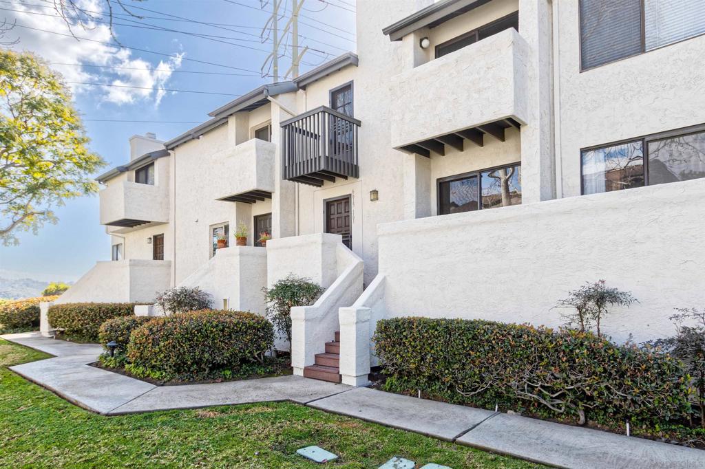 6615 Canyon Rim Row #161