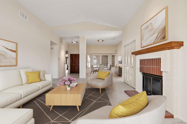 18113 Calle Estepona, San Diego CA: https://media.crmls.org/mediaz/f29436d8-c7e7-4ec2-b705-77ad1a9135a0.jpg