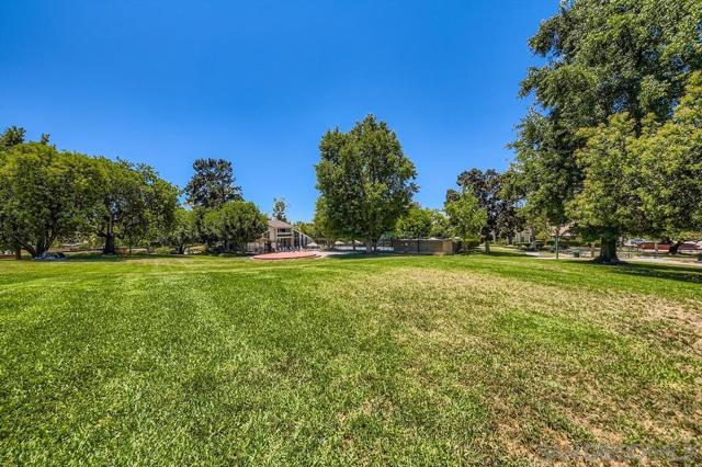 5150 Abuela Dr, San Diego CA: https://media.crmls.org/mediaz/f294972b-cfa5-4508-b05d-dd66251b4e24.jpg