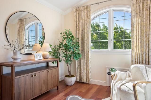 265 Wilton Avenue, Palo Alto CA: https://media.crmls.org/mediaz/f294e831-0b67-4fe9-a0f9-6e6d4448489e.jpg