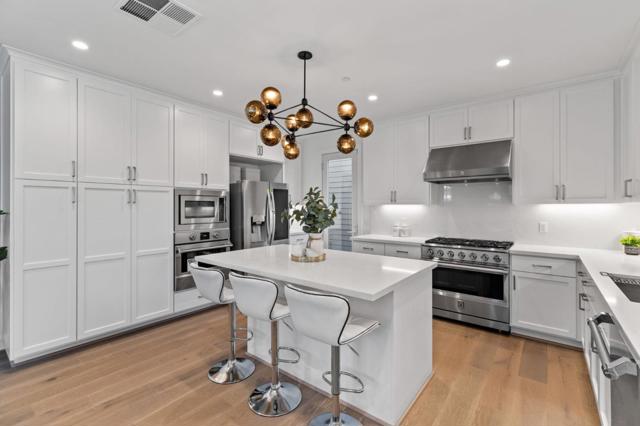 18855 Montalvo Oaks Circle, Los Gatos CA: https://media.crmls.org/mediaz/f295a59e-6918-4c3a-bf76-6711d7be25d2.jpg
