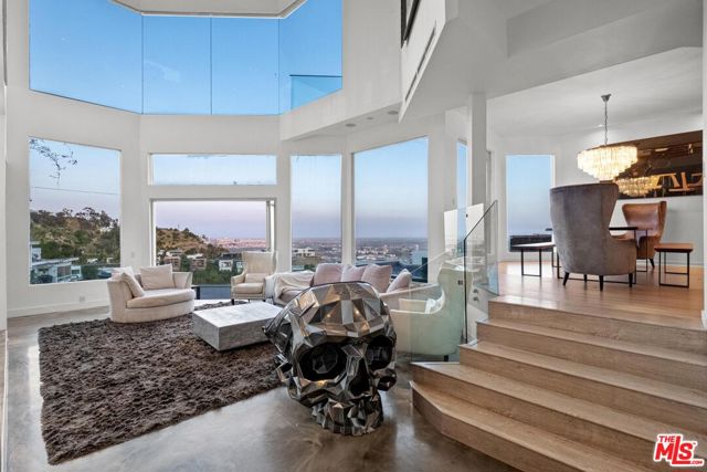 2183 Sunset Plaza Drive, Los Angeles CA: https://media.crmls.org/mediaz/f295d9bb-a2af-4875-b772-62e5bfd26532.jpg